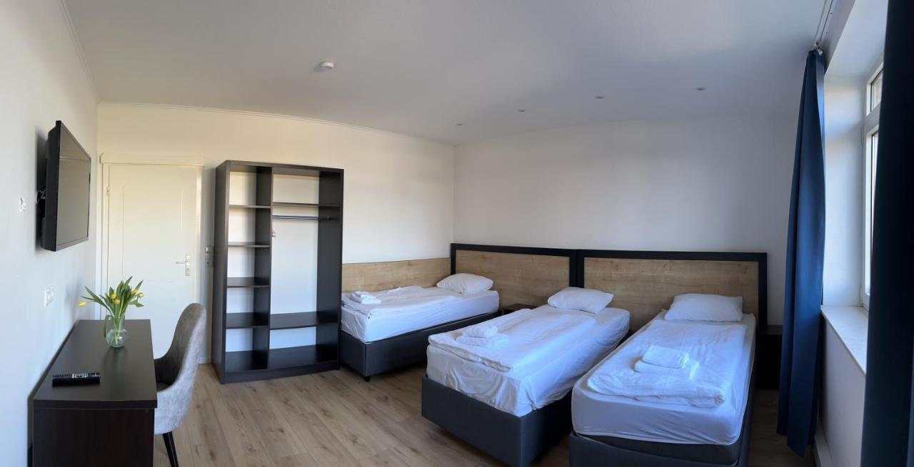 M & M Hotel ออยเทน ภายนอก รูปภาพ