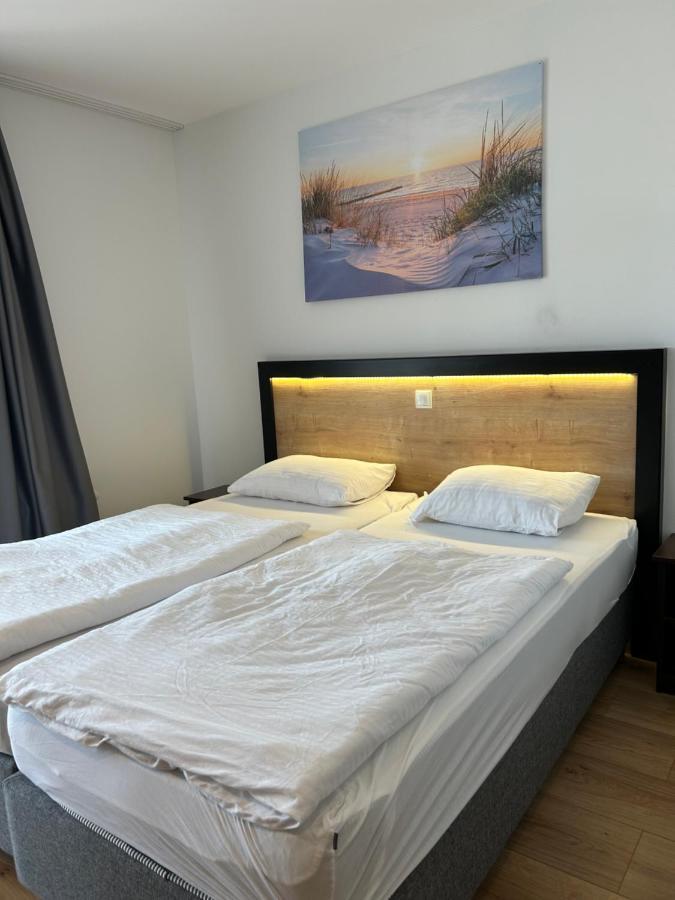 M & M Hotel ออยเทน ภายนอก รูปภาพ